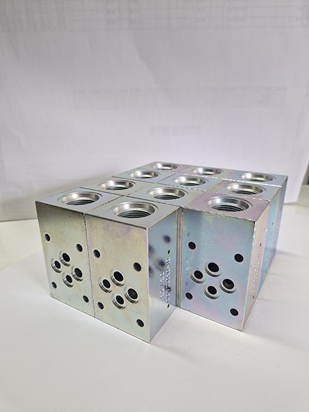 Zincatura-minuterie-oleodinamiche-cinisello-balsamo-somma-lombardo